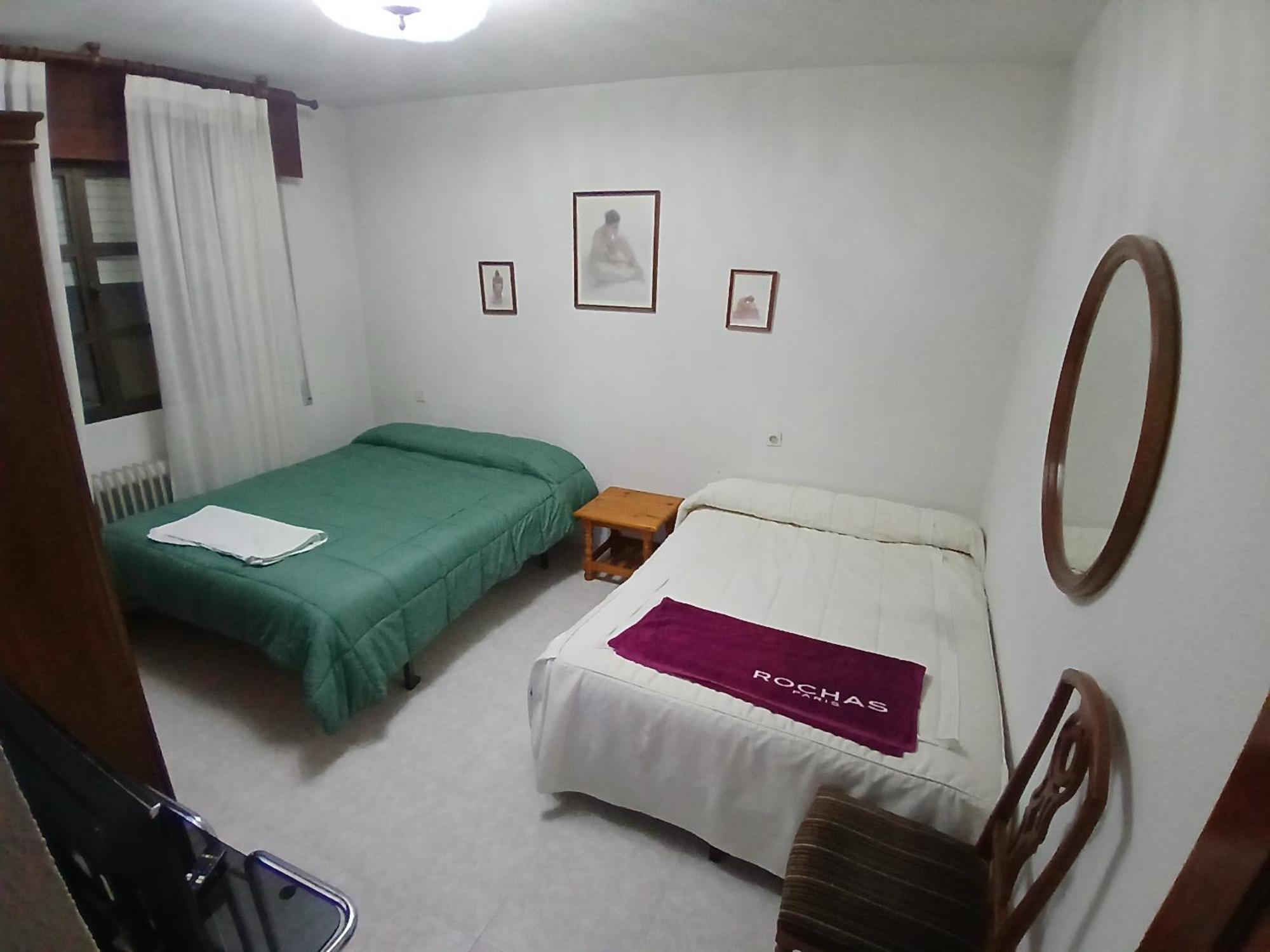 Habitacion Privada Familiar Toledo Exterior foto